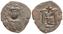 Byzantine
Constans II ( 641-668 AD.) Constantinople
AE Follis (24 mm 4 g)