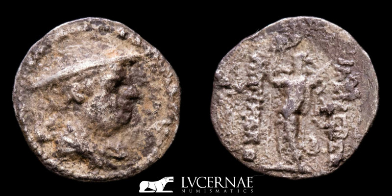 Baktria, Antimachos I AR Obol. Circa 174-165 BC. 

Diademed and draped bust righ...