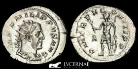 Philip I Arab Silver Antoninianus 4.13 g 21-24 mm Rome 244-9 Near extremely fine