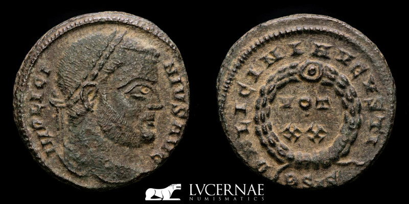 Roman Empire. - Licinius I (AD 308-324)
Æ Follis. (3.54 g. 19 mm.) - Siscia mint...