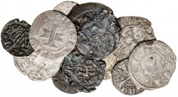 Lote de 12 monedas medievales catalanas y aragonesas y un sisè de Girona. Total 13 piezas. A examinar. BC/BC+.