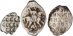 Rusia. Denga. Lote de 3 monedas: Iván el Terrible (1547-1584), Mikhail Fedorovich (1613-1645) y Pedro I (1682-1725). A examinar. BC+/MBC.
