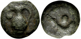 Central Italy, Uncertain, c. 280-260 BC. Cast Æ Uncia (29mm, 26.21g, 12h). Jug; pellet to l. R/ Pedum; pellet above. Vecchi, ICC 308; HNItaly 386. Rar...
