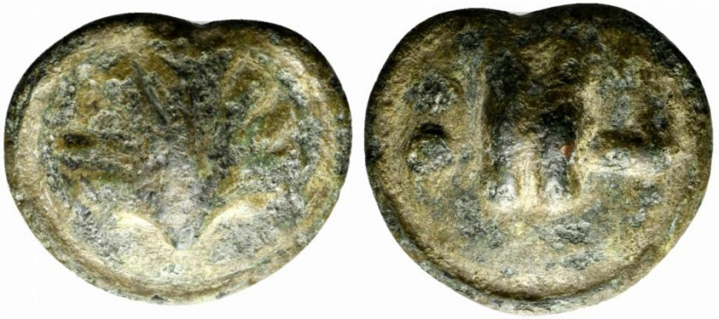 Northern Apulia, Luceria, c. 217-212 BC. Cast Æ Biunx (26.5mm, 18.30g, 9h). Scal...