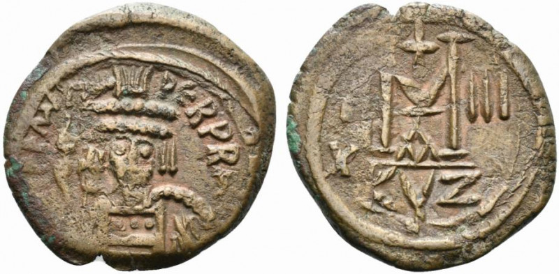 Heraclius (610-641). Æ 40 Nummi (31mm, 15.21g, 6h). Cyzicus, year 3 (612/3). Hel...