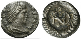 Ostrogoths, Theoderic (493-526). AR Quarter Siliqua (10mm, 0.60g, 6h). In the name of Anastasius I. Ravenna, 493-518. Pearl-diademed and mantled bust ...