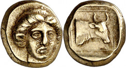 (412-378 a.C.). Lesbos. Mytilene. Hekté. (S. 4245 var) (CNG. VI, 987, mismo ejemplar). Ex Numismatik Lanz 02/11/2009, nº 110. 2,55 g. MBC+.