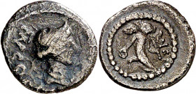 (hacia 46 a.C.). Gens Cordia. Sestercio de plata. (Bab. 7) (Craw. 463/5a). Muy escasa. 0,79 g. BC+/MBC-.