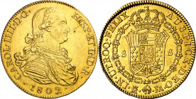 1802. Carlos IV. Madrid. FA. 8 escudos. (AC. 1621) (Cal.Onza 1012). Sin punto antes de AUSPICE ni después de FELIX. Leve hojita. Golpecito en reverso....