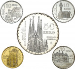 2002. Juan Carlos I. 10 (tres), 50 y 400 euros. (Fuster MC-208 a 210 y pág. 249 y 274, edición 2015). Año Internacional Gaudí. Serie completa en estuc...