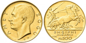 ALBANIA. Re Zogu I, 1925-1939.
100 Franga 1926 due stelle, zecca di Roma. Au 
Dr. Testa nuda a s.; sotto il collo, due stelle.
Rv. Biga trainata da...