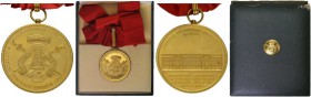  PERSONENGRUPPE SIR KARL POPPER   USA   (D) Goldene Ehrenmedaille der  Universität Pavia , nach der Wiederherstellung 1953, nachdem das allgemeine Stu...