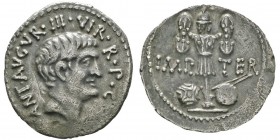 Marc Antoine 83-30 avant J.-C.
Denarius, Syrie, 38 avant J.-C., AG 3,51g.
Avers : ANTAVGVR III VIR R P C
Tête nue de Marc Antoine 