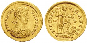 Honorius 393-423
Solidus, Milan, 402-403, AU 4.47g.
Avers : DN HONORIVS P F AVG Buste diadémé, drapé et cuirassé d’Honorius à droite. Revers : ...