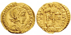 Maiorianus 457-461
Solidus, Arles, 458-461, AU 4.42g.
Avers : DN IVLIVS MAIORIANVS PF AVG Buste casqué, diadémé, drapé et cuirassé de Majorien ...