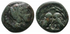 Attica, Athens (c.322/17-307 BC.) Æ (14mm-2,9g). Helmeted head of Athena right / Two owls standing right and left on thunderbolt, heads facing, [ΑΘE] ...