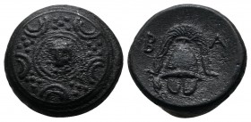 Kings of Macedon. Alexander III ‘The Great’ (336-323 BC). AE. (15mm-4,18g). Uncertain mint in Asia Minor. Macedonian shield; on boss, head of Herakles...