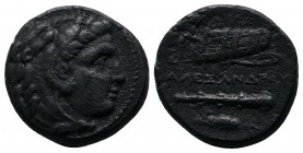Kings of Macedon. Alexander III ‘The Great’. (336-323 BC.) Æ (16mm-5,49g). Miletos mint. Head of Herakles right, wearing lion skin. / AΛΕΞΑΝΔΡΟΥ. Bow ...