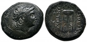 Seleukid Kingdom, Antiochos III ‘the Great’. 222-187 BC. Æ (25mm-13,01g). Sardes or Antioch mint. Laureate head of Apollo right. / Tripod; illegible c...