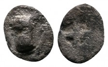 Thrace, Abdera (c.540/35-520/15 BC.) AR Tetartemorion (8mm-0,27g). Griffin’s head left. / Quadripartite incuse square. May 26-8; SNG Copenhagen 312-4....