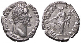 ROMANE IMPERIALI - Antonino Pio (138-161) - Denario - Testa laureata a d. /R L'Equità stante a s. con bilancia e cornucopia C. 1037 (AG g. 3,07)
SPL