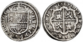 Philip IV (1621-1665). 1 real. 1627. Segovia. A. (Cal-782). Ag. 3,25 g. A surmounted by cross. Almost VF/VF. Est...60,00. 

Spanish Description: Fel...