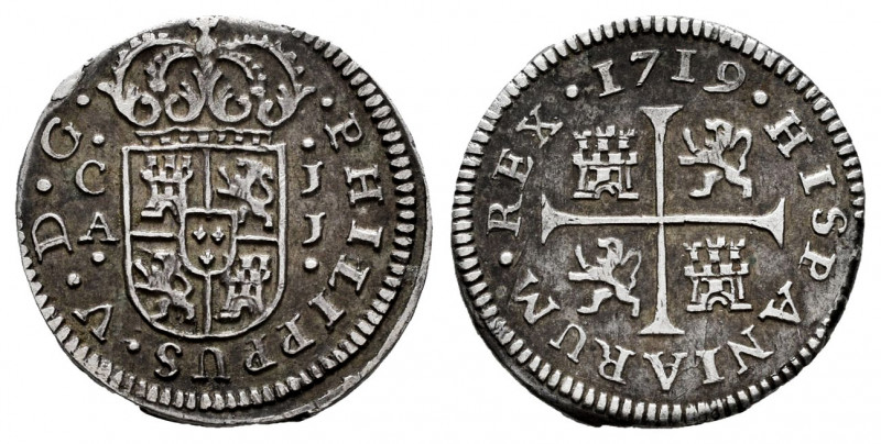 Philip V (1700-1746). 1/2 real. 1719. Cuenca. JJ. (Cal-105). Ag. 1,28 g. Legend ...