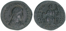 Valentinianus II. 375-392
Römisches Reich - Kaiserzeit. Kleinbronze. CONCORDIA AVGGG
2,18g
Kampmann 159.19
ss+