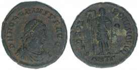 Honorius 393-423
Römisches Reich - Kaiserzeit. Bronzemünze. GLORIA ROMANORVM
5,94g
Kampmann 179.24
ss