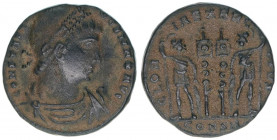Constantinus I. 307-337
Römisches Reich - Kaiserzeit. Follis. GLORIA EXERCITVS
Constantinopel
2,26g
RIC 59
ss