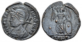 Constantine I, 307-337 Follis Treviri circa 332-333, Æ 18.30 mm., 2.53 g.
Diademed, draped and cuirassed bust r. Rev. Two soldiers standing facing, h...