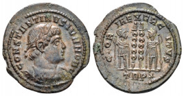 Constantine II Caesar, 317-337 Follis Treviri circa 332-333, Æ 19.30 mm., 2.60 g.
Laureate, draped and cuirassed bust r. Rev. Two soldiers standing f...