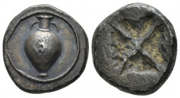 Athens, Didrachm type Wappenmünzen Early XX century, PB 17.50 mm., 7.93 g.
Amphora. Rev. Quadripartite incuse square. Fro type, cf. Svoronos pl. I.
...