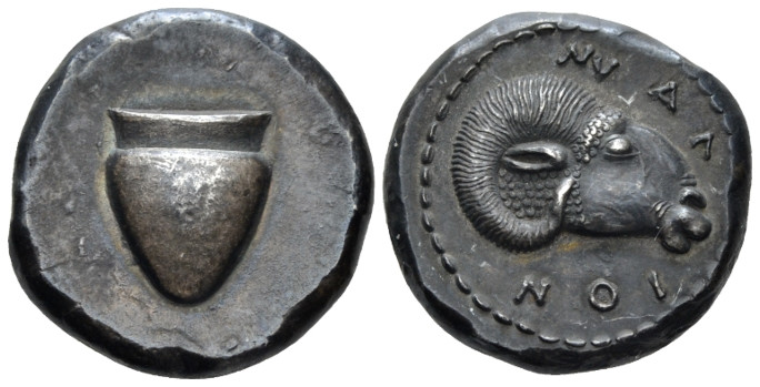 , Tetradrachm Early XX century, PB 22.80 mm., 14.95 g.
Head of ram r. Rev. Pile...