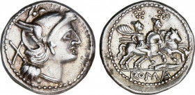 Roman Republic
Anonymous Issues in Denar System
Denario. 208-206 a.C. ANÓNIMO. Rev.: Dióscuros a caballo a derecha, encima 6 puntos en forma de estr...