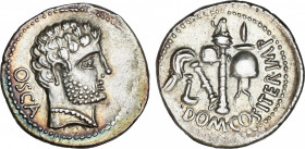 Roman Republic
Domitia
Denario de Transición. 38 a.C. DOMITIA. Cn. Domitius Calvinus. OSCA (Huesca). Anv.: Cabeza barbada de Hércules, detrás OSCA. ...