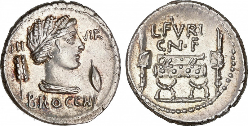 Roman Republic
Furia
Denario. 63 a.C. FURIA. L. Furius Cn. Brocchus. Anv.: Cab...