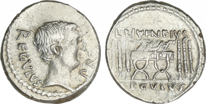 Roman Republic
Livineia
Denario. 42 a.C. LIVINEIA. L. Livineius Regulus. Anv.:...