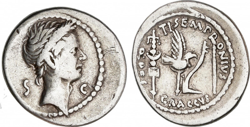 Pre-Imperial Period
Julius Caesar
Denario. Acuñada el 40 a.C. JULIO CÉSAR. Ti....