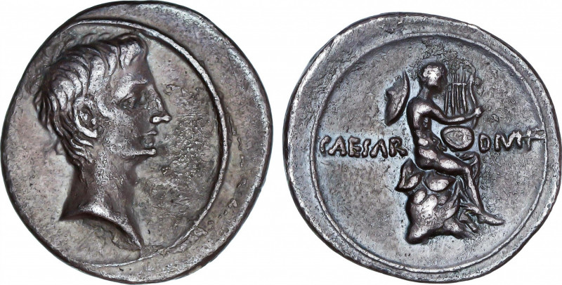 Roman Empire
Augustus (27 BC-14 AD)
Denario. Acuñada el 32-29 a.C. OCTAVIO. An...