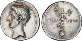Roman Empire
Augustus (27 BC-14 AD)
Denario. Acuñada el 32-29 a.C. OCTAVIO. Anv.: Cabeza descubierta de Augusto a izquierda. Rev.: CAESAR - DIVI. F....
