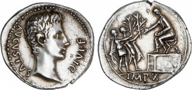 Roman Empire
Augustus (27 BC-14 AD)
Denario. Acuñada el 15-13 a.C. AUGUSTO. LUGDUNUM (Lyon). Anv.: AVGVSTVS DIVI F. Cabeza descubierta de Augusto a ...