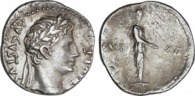 Roman Empire
Augustus (27 BC-14 AD)
Denario. Acuñada el 11-10 a.C. AUGUSTO. LUGDUNUM (Lyon). Anv.: AVGVSTVS DIVI F. Cabeza laureada de Augusto a der...