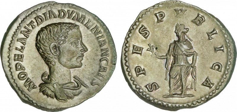 Roman Empire
Diadumenianus (218 AD)
Denario. Acuñada el 218 d.C. DIADUMENIANO....