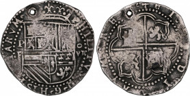 Philip II (1556-1598)
8 Reales. S/F. POTOSÍ. B. Anv.: P / B - Escudo - VIII roel encima. 27,10 grs. Gráfila de puntos. Acuñada entre 1578-1595. Perfo...