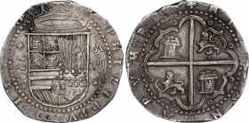 Philip II (1556-1598)
8 Reales. S/F. VALLADOLID. A. Encapsulada por NGC MS 62 (nº 5781054-023). Anv.: Tres girones entre rosetas - Escudo - A roel en...