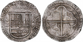 Philip II (1556-1598)
8 Reales. S/F. VALLADOLID. A. Anv.: Tres girones entre puntos - Escudo - A roel encima / 8. 27,29 grs. Muy rara y más así. EBC....