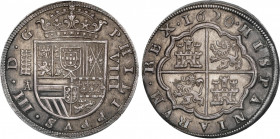 Philip III (1598-1621)
8 Reales. 1620. SEGOVIA. A cruz encima. 26,11 grs. 5 flores de lis en escudo del anverso. Bonita pátina. Pequeña hojita en rev...
