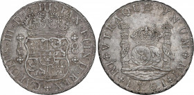 Charles III (1759-1788)
8 Reales. 1761. LIMA. J.M. 26,77 grs. Columnario. Variante con segundo monograma sin punto. Ligera pátina. EBC. / Pillar doll...