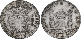 Charles III (1759-1788)
8 Reales. 1762. LIMA. J.M. 26,88 grs. Columnario. Variante con segundo monograma sin punto. Pequeñas rayas de ajuste en rever...